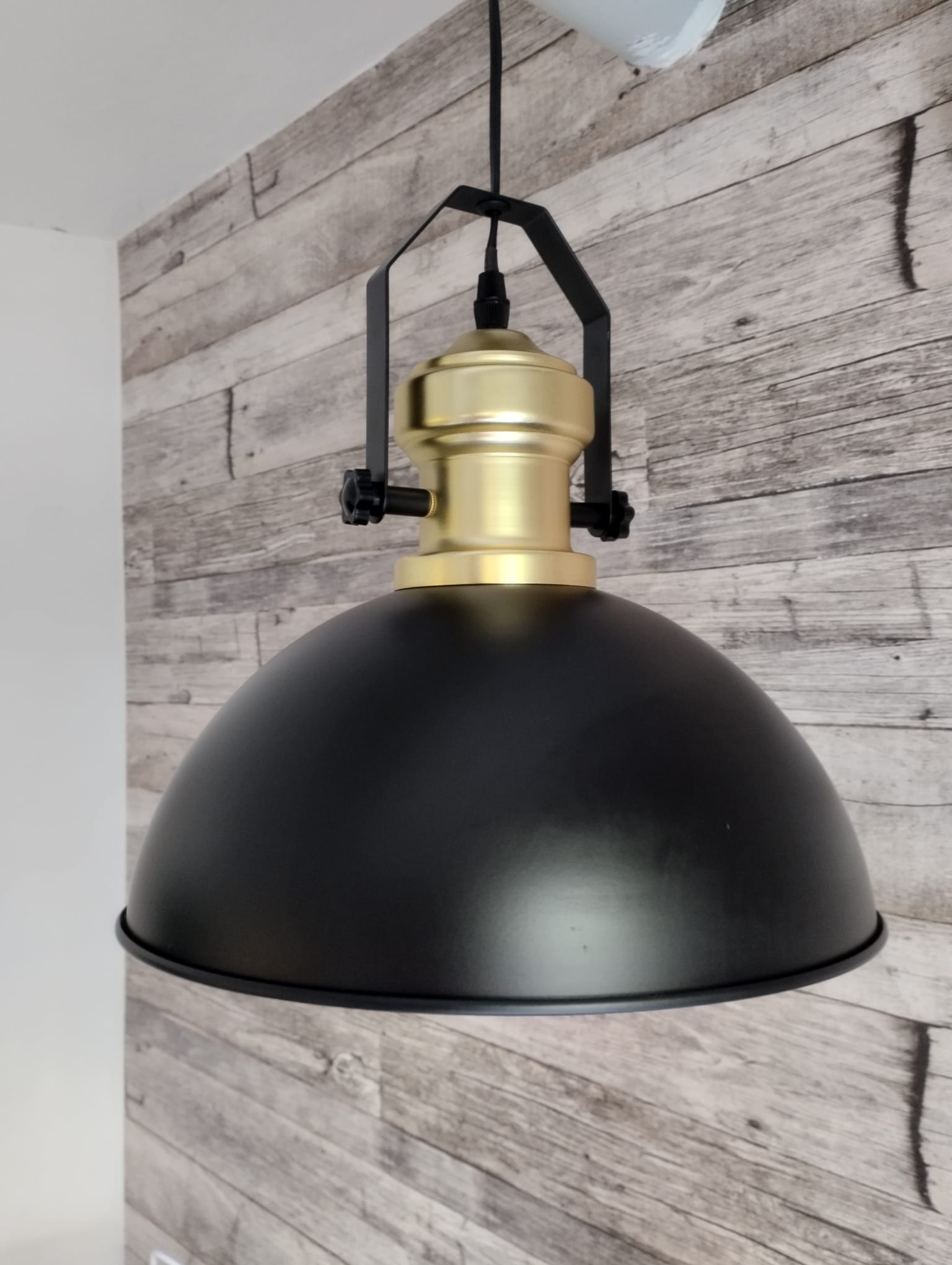 Taklampa - Sandhamn - H26/Ø24 cm - Metall